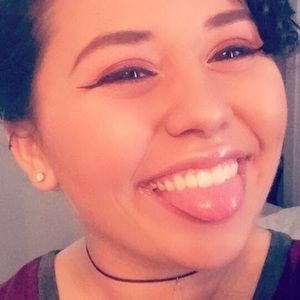 Meet your Posher, Ace